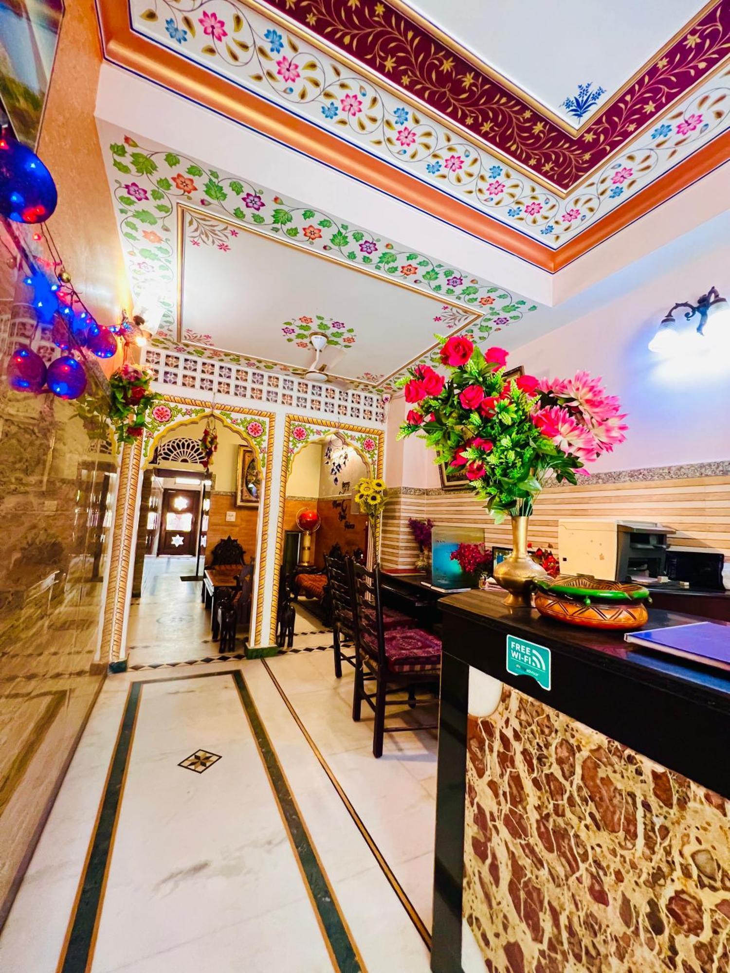 Hotel Moon Light Palace Jaipur Buitenkant foto