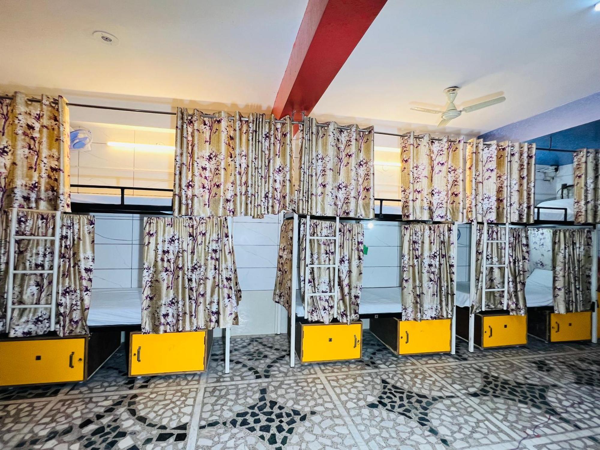 Hotel Moon Light Palace Jaipur Buitenkant foto