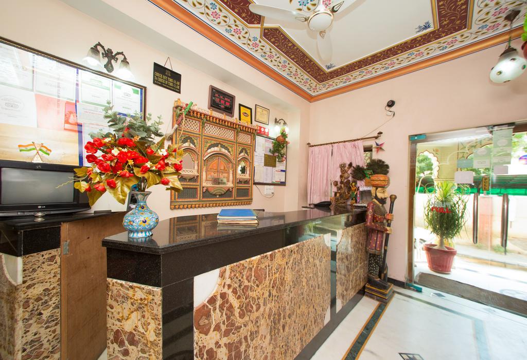 Hotel Moon Light Palace Jaipur Buitenkant foto