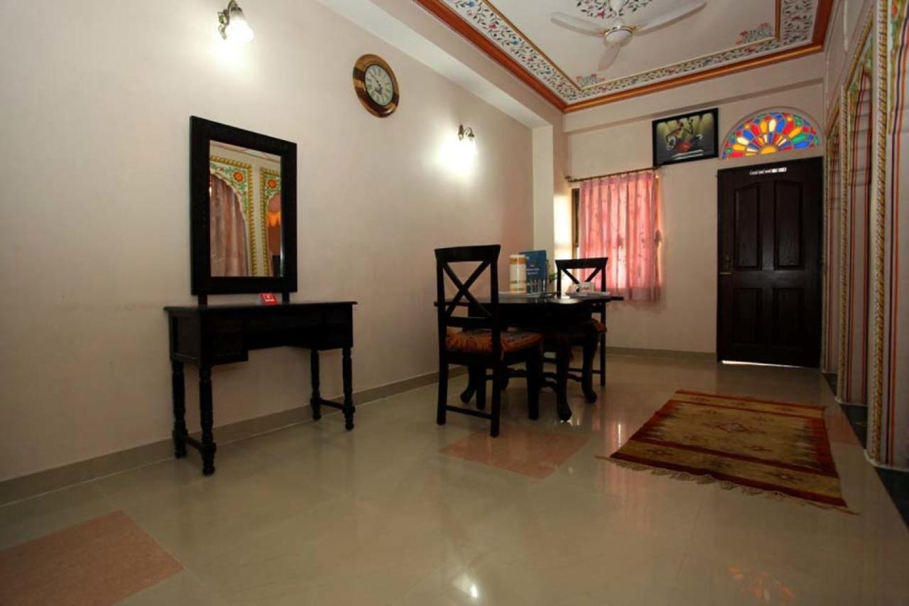 Hotel Moon Light Palace Jaipur Buitenkant foto